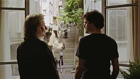 AI CONFINI DEL PARADISO C'È L'AMORE - AiconfiniF2 - Gay.it