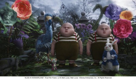 "Alice in Wonderland" diventa gotica e gender per Tim Burton - alicewonder1 - Gay.it