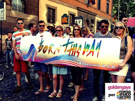 Anche l'ambasciata USA presso la Santa Sede alla parata - ambasciatausa - Gay.it