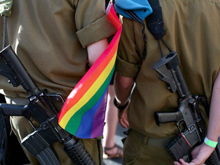 Militare degradato dalla Marina viene reintegrato dal Tar - argentina nozze militariBASE - Gay.it
