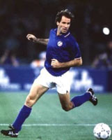 CALCIATORI RECUPERATI - baresi - Gay.it