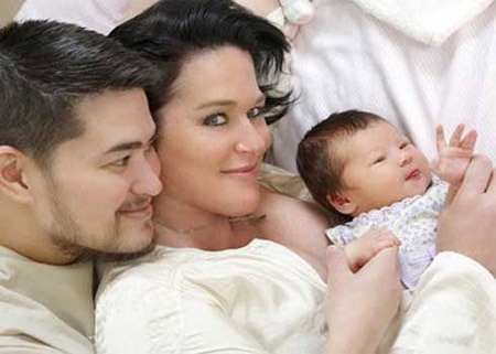 Thomas Beatie, l'uomo incinto, attacca: "Nancy mi picchiava" - beatie liteF1 - Gay.it