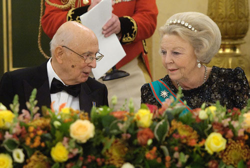 La regina più friendly del mondo ha abdicato - beatriceolandaF1 - Gay.it