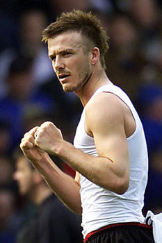 TUTTI PAZZI PER BECKHAM - beckham14 - Gay.it