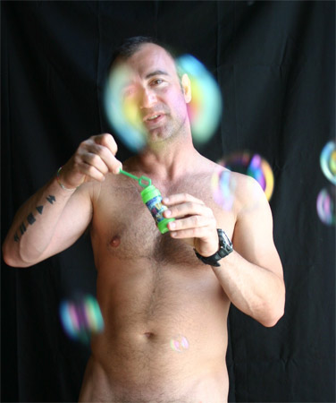 L'occasione fa l'uomo laico: i diritti gay visti da 50 vip - belais libroF3 - Gay.it