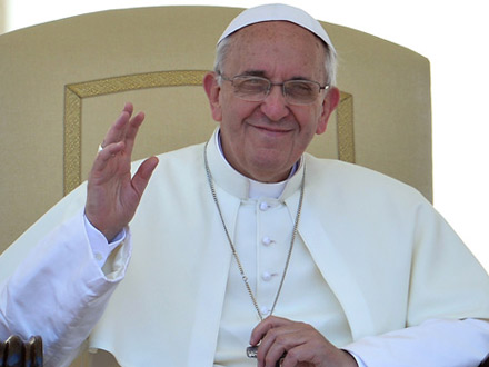 Nuovo disegno di legge sulle unioni civili. E il Papa non esclude... - bergoglio enciclicaBASE - Gay.it