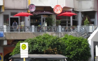 Berlino: la capitale più queer d'Europa - berlino cafe kotti - Gay.it