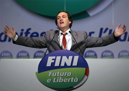Bocchino, le trans e "gli uomini della destra moderna" - bocchino transF1 - Gay.it