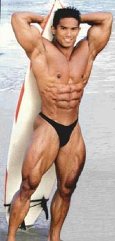 UN COCKTAIL PER I MUSCOLI - body integrare01 - Gay.it