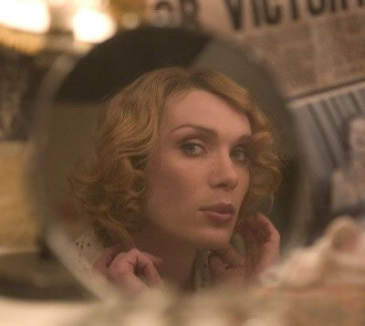 KITTEN, IL TRAVESTITO SUPERGLAM NELLA LONDRA DEGLI ANNI '70 - BreakfastPlutoF3 - Gay.it