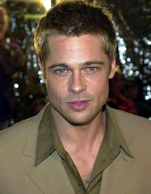 Brad Pitt paladino dei diritti gay: dona 70mila euro - bradpittF2 - Gay.it