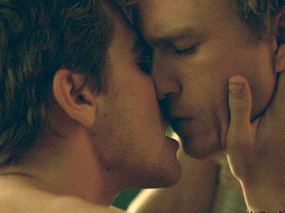 Brokeback Mountain: il bacio censurato di nuovo dalla Rai - broke back censura movieF3 - Gay.it