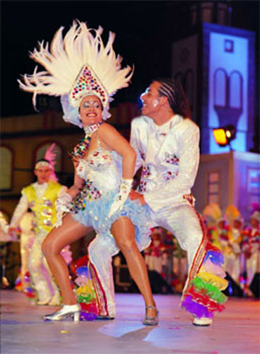 CARNEVALE IN LIBERTÀ - carnevale tenerife01 - Gay.it