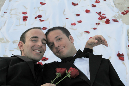 La prima coppia italiana si è sposata a New York - cavalierigiorgisposiF2 - Gay.it