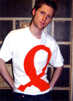 LA MODA CONTRO L'AIDS - CHRISTOHER BAILEY - Gay.it