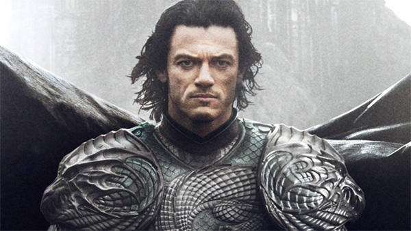 CinemaSTop, bimbi gender e il gay Luke Evans novello Dracula - cinemastop halloween2 - Gay.it