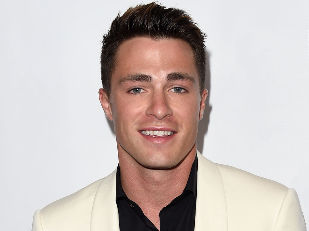 Colton Haynes festeggia i 4 milioni di insta-followers...col pancione! - colton haynes - Gay.it