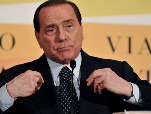 Berlusconi: gay come reato. "unica accusa che non mi fanno" - conciaberlusconiF3 - Gay.it