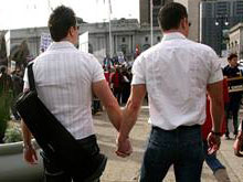 Condannati dalla Corte dei Diritti dell'Uomo: "Riconoscete coppie gay" - coppiastrasburgoBASE - Gay.it