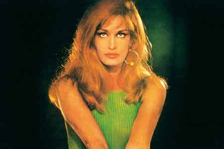 Dalida: una raccolta completa ne celebra il mito - dalidaF1 - Gay.it
