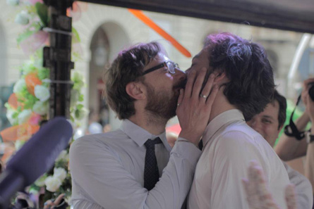 Il castigatore dei leader PD - danieleviottiF3 - Gay.it