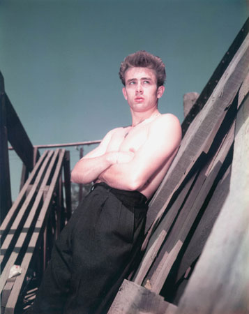 JAMES DEAN: 50 ANNI DI MITO - DEAN James a Hollywood 19 - Gay.it