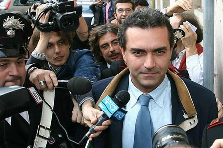Lunedì prossimo la prima registrazione di un matrimonio a Napoli - demagistris - Gay.it