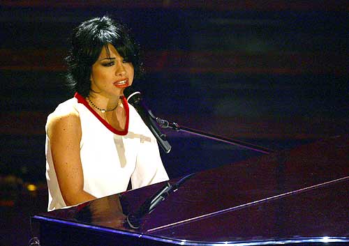 SANREMO, MENO MALE C'E' VICTORIA! - dolcenera - Gay.it