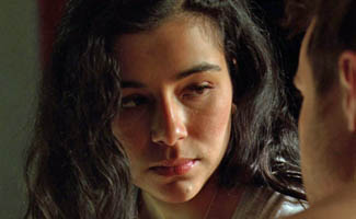 Emily Rios (Andrea Cantillo) fa coming out - emily rios2 - Gay.it