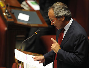 Torre del Lago: l'Idv presenta interrogazione a Maroni - evangelisti versiliaF1 - Gay.it
