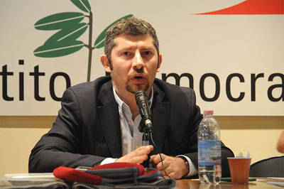 Elezioni 2009, l'esercito dei candidati lgbt - F10Scalfarotto - Gay.it