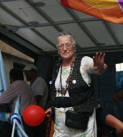 I genitori dei gay scrivono alla befana - F1agedobefana - Gay.it