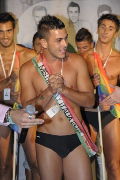Omofobia in diretta al TG: "Miss Trans? Mi rifiuto!" - F1premiazionemrgay2011 bq - Gay.it