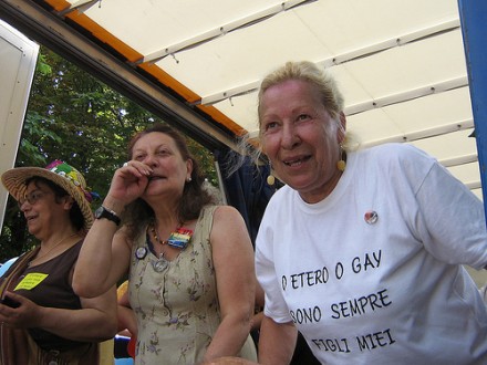I genitori dei gay scrivono alla befana - F2agedobefana - Gay.it