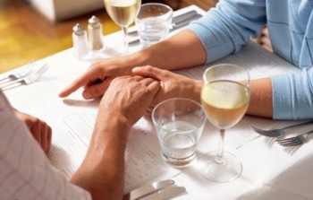 La cena… meglio se gay friendly - F3cena - Gay.it