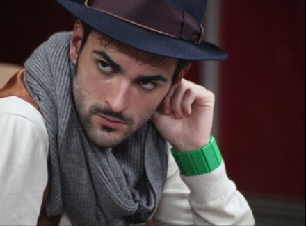 Mengoni e il coming out: "Ognuno se la vive come crede" - F3meng - Gay.it