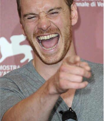 Steve Mc Queen: "Mi sono innamorato di Michael Fassbender" - fassbenderF1 - Gay.it