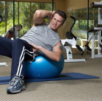 Allenamento con le palle - fitballman3 - Gay.it