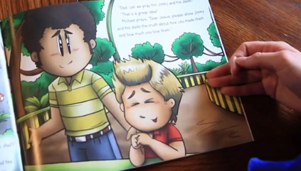 Un fumetto spiega ai bambini che bisogna pregare per le coppie gay - fumetto omofobF1 - Gay.it