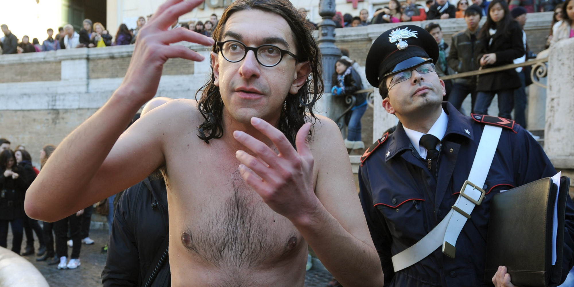 Gabriele Paolini: "Il nostro Paese è ipocrita, la Cirinnà non passerà" - Gabriele paolini polizia - Gay.it