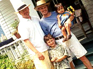 FAMIGLIE SOTTO L'ALBERO - gay family10 - Gay.it