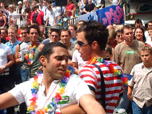 COLONIA: UNA CITTÀ ETERO FRIENDLY - gay koln01 - Gay.it