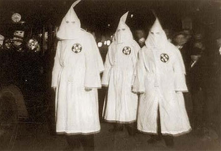 "Il Gay Pride? Come le parate del Ku Klux Klan" - Gay.it