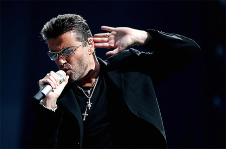 George Michael, sesso, droga e sregolatezze: "Sto bene così" - georgemichael aiutoF1 - Gay.it