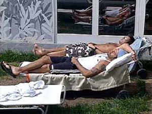 GF4: GIORNO 54 - gf4 15 3sole - Gay.it