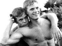 ADOLESCENTI GAY IERI E OGGI - giovane07 - Gay.it