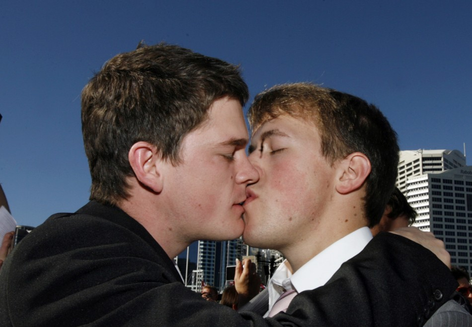 Donato e Gustavo e il matrimonio che per l'Italia non esiste - giovane coppia gay2 - Gay.it