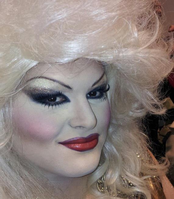 Godiva, la Drag Queen calabrese con origini mafiose - Godiva Drag Queen 10 - Gay.it
