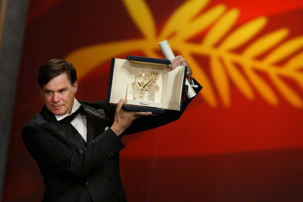 Gus Van Sant e Dustin Lance Black in una miniserie sui diritti gay - gus van sant premio - Gay.it