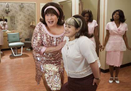 'HAIRSPRAY', LE ‘DIVINE’ MOSSETTE DI JOHN TRAVOLTA OVERSIZE - HairsprayF2 - Gay.it